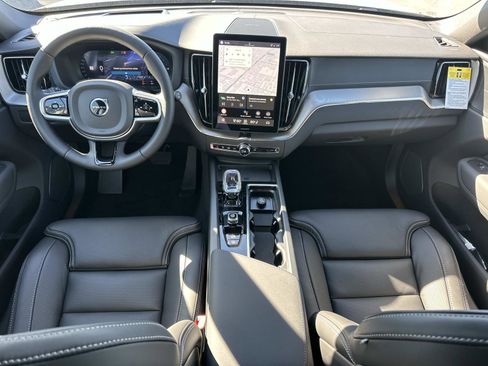New 2026 Volvo XC60 T8 Ultra w/ Climate Package PRO AWD/4WD image 7