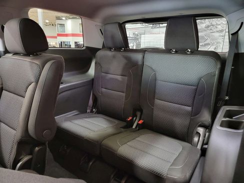 Certified 2023 GMC Acadia SLE w/ Driver Convenience Package image 22