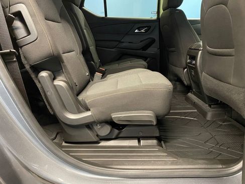 Used 2020 Chevrolet Traverse LT image 45