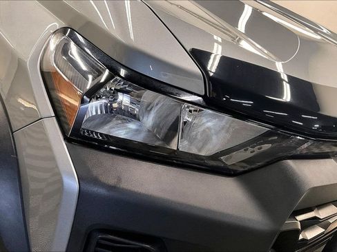 Used 2023 Chevrolet Colorado Trail Boss AWD/4WD image 27