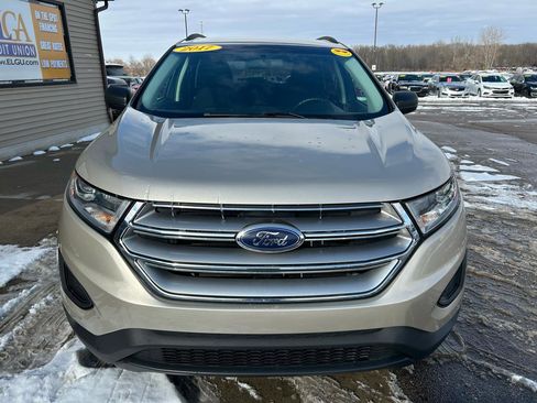 Used 2017 Ford Edge SE AWD/4WD image 2
