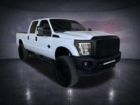 Used 2011 Ford F250 XLT w/ XLT Premium Pkg image 7
