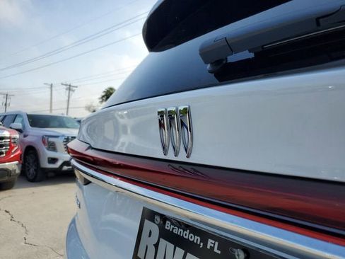 New 2026 Buick Enclave Preferred image 7