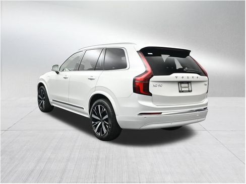 New 2026 Volvo XC90 T8 Core AWD/4WD image 3