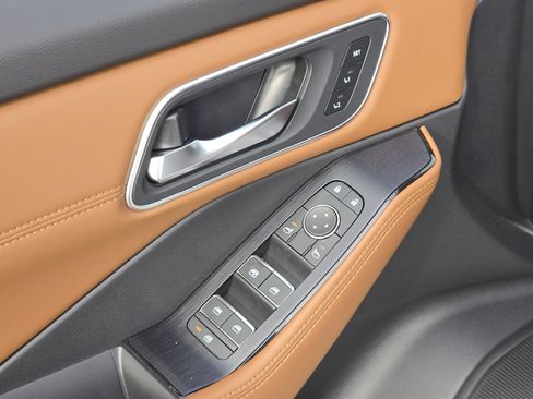 New 2026 Nissan Rogue Platinum image 33