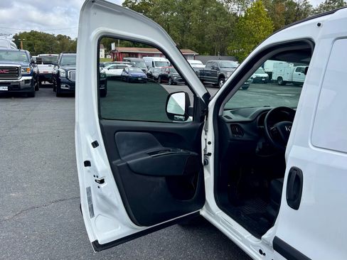 Used 2019 RAM ProMaster City Tradesman image 15