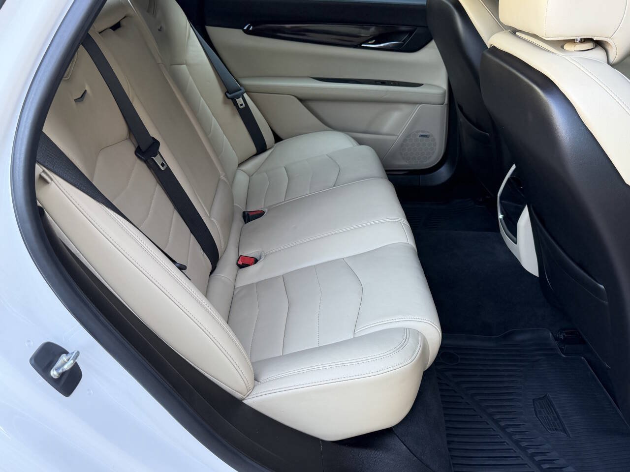 Used 2020 Cadillac CT6 Luxury AWD/4WD image 21