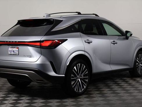 Certified 2025 Lexus RX 350 w/ Convenience Package AWD/4WD image 4