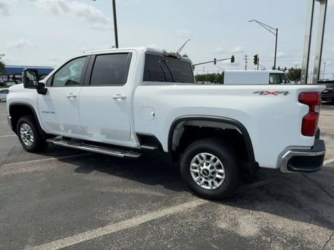 Used 2025 Chevrolet Silverado 2500 LT w/ Convenience Package AWD/4WD image 6