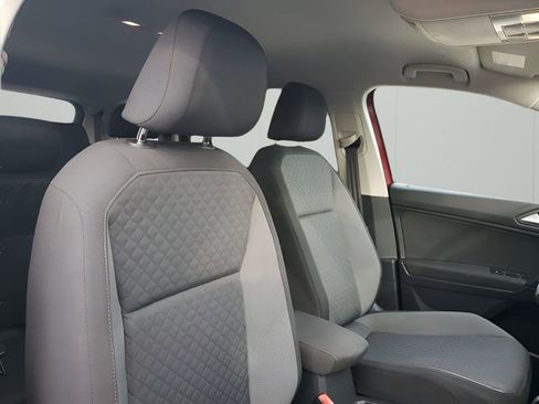 Used 2019 Volkswagen Tiguan S image 15