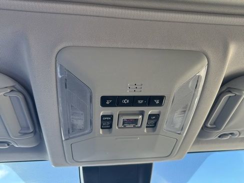 Used 2019 Toyota RAV4 XLE w/ Convenience Package image 30