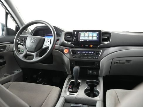 Used 2020 Honda Pilot EX image 10