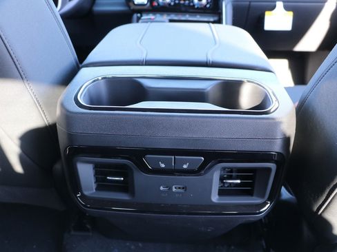 New 2026 GMC Sierra 1500 AT4 w/ AT4 Premium Package image 30