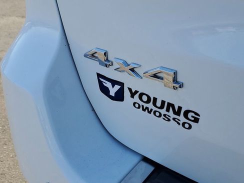 Used 2020 Jeep Grand Cherokee Limited image 34