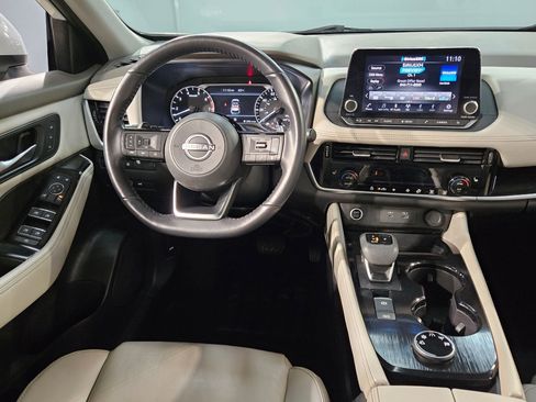 Used 2023 Nissan Rogue SL image 9