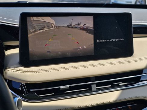 Used 2025 INFINITI QX60 Pure w/ Cargo Package AWD/4WD image 35