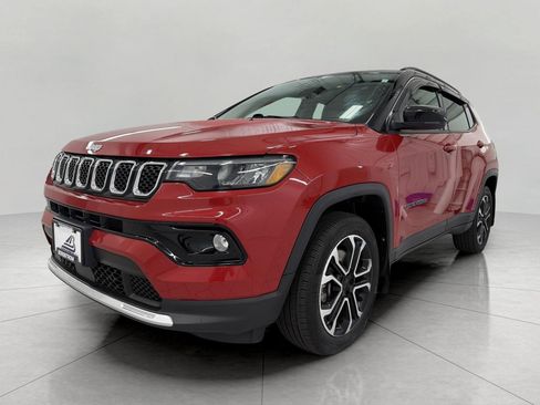 Used 2023 Jeep Compass Limited AWD/4WD image 13