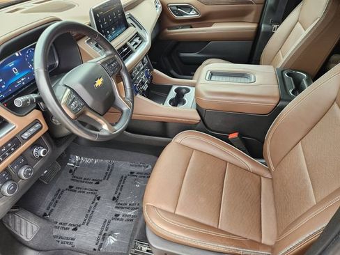Used 2023 Chevrolet Tahoe High Country AWD/4WD image 4