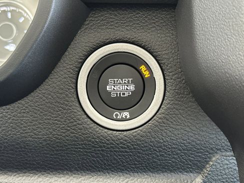 New 2025 RAM 1500 Laramie image 23