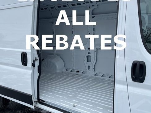 New 2026 RAM ProMaster 2500 w/ Convenience Group image 4