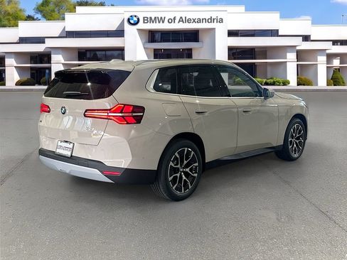 New 2026 BMW X3 xDrive30i w/ Premium Package AWD/4WD image 7