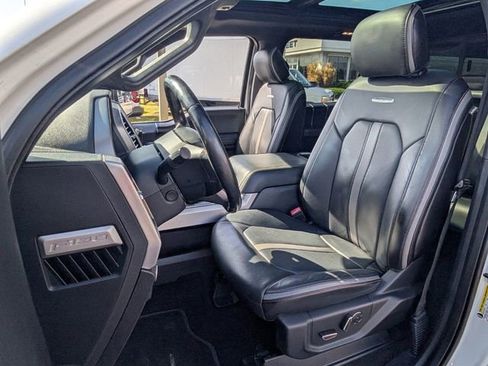 Used 2018 Ford F150 Platinum w/ Equipment Group 701A Luxury image 8