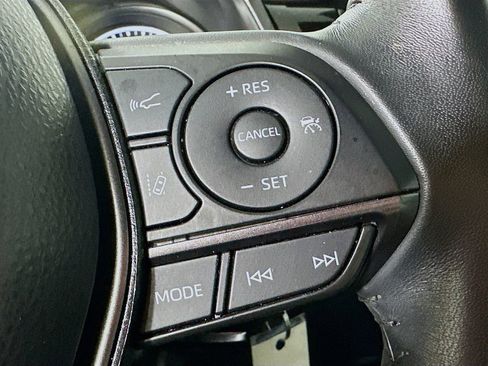Used 2024 Toyota Camry SE FWD image 23