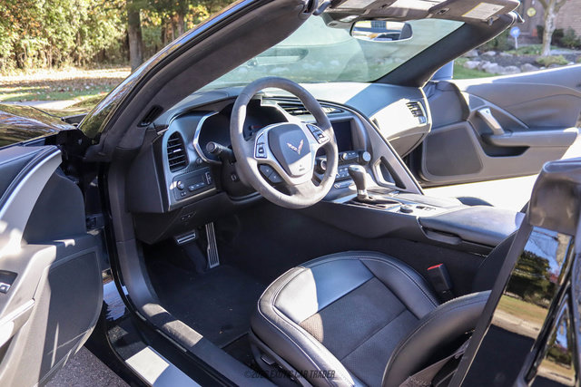 Used 2014 Chevrolet Corvette Stingray Convertible w/ 3LT Preferred Equipment Group RWD image 79