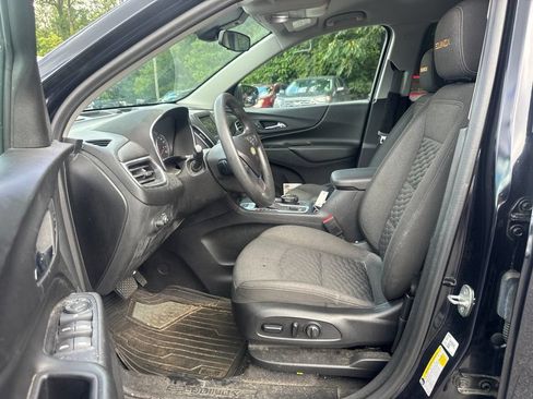 Used 2020 Chevrolet Equinox LT AWD/4WD image 18