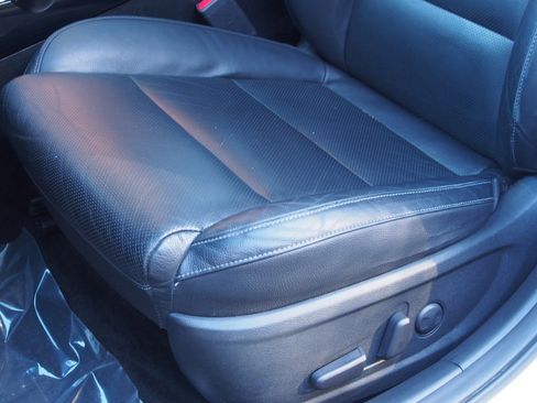 Used 2019 Kia Cadenza Technology image 17