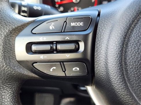 Certified 2023 Kia Rio S image 27
