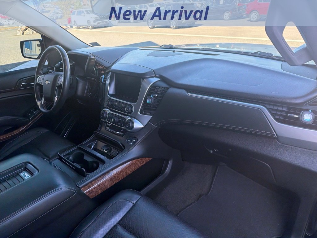 Used 2018 Chevrolet Tahoe Premier AWD/4WD image 3