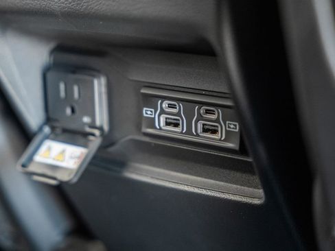 New 2025 Jeep Grand Cherokee Laredo X w/ Luxury Tech Group I image 31