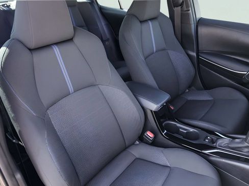Used 2022 Toyota Corolla SE FWD image 31