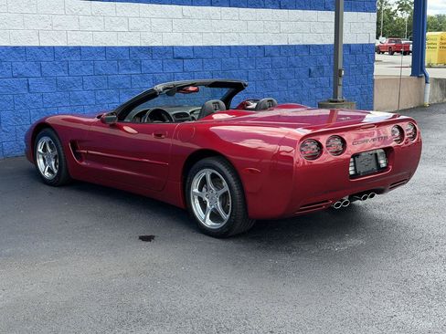 Used 2002 Chevrolet Corvette Convertible w/ Preferred Equipment Group2 RWD image 9