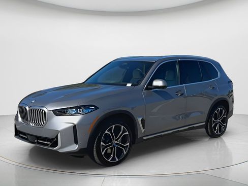 New 2026 BMW X5 xDrive40i w/ Premium Package image 4