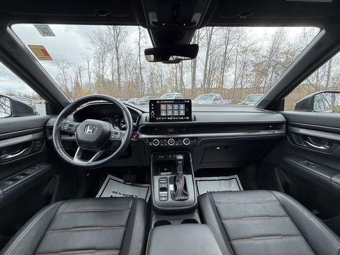 Used 2025 Honda CR-V Sport-L image 2