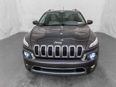 Used 2016 Jeep Cherokee Limited w/ Luxury Group image 2