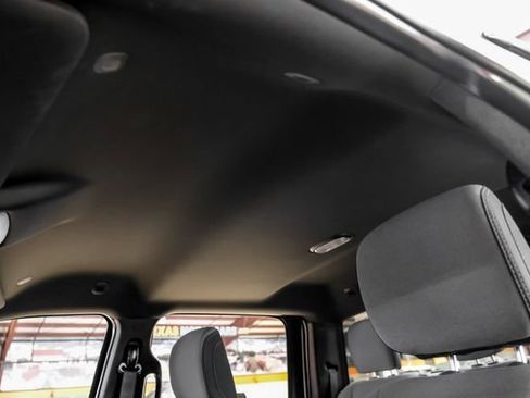 Used 2024 RAM 2500 Big Horn AWD/4WD image 33