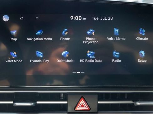 Used 2025 Hyundai Elantra SEL FWD image 31