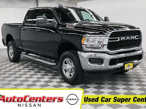 Used 2024 RAM 2500 Tradesman w/ Chrome Appearance Group AWD/4WD image 1