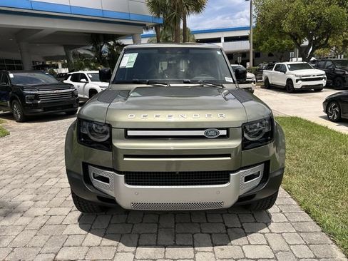 Used 2020 Land Rover Defender 110 HSE AWD/4WD image 18