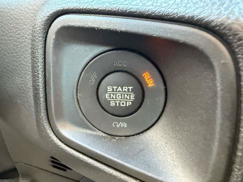 Used 2025 Jeep Wrangler Unlimited Sport AWD/4WD image 20