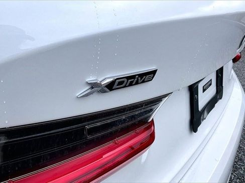 Used 2020 BMW 330i xDrive Sedan w/ Convenience Package image 27