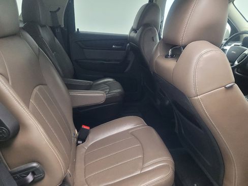 Used 2014 GMC Acadia SLT w/ Technology Package image 19