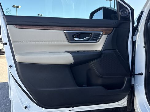Used 2020 Honda CR-V Touring image 16