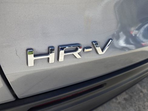 Used 2024 Honda HR-V LX image 12