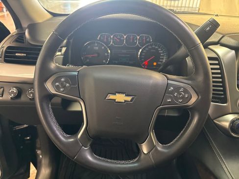 Used 2017 Chevrolet Suburban LS AWD/4WD image 20