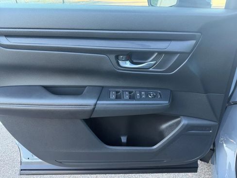 Used 2026 Honda CR-V LX image 16