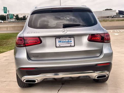 Used 2022 Mercedes-Benz GLC 300 4MATIC image 6